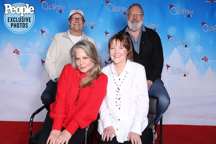 Chevy Chase Joins Christmas Vacation Costars Beverly D'Angelo, Randy Quaid, and Miriam Flynn at Christmas Con 2023